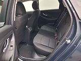Hyundai i30 (2022) 1.5T, ČR, LED, autoAC - náhled 10