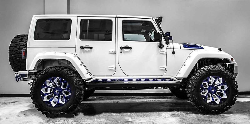 Jeep Wrangler v úpravě Voltron.