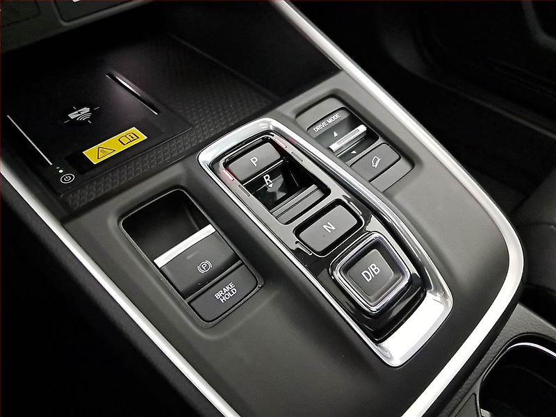 Honda CR-V (2024) 2.0i-MMD HEV - fotka 13 z 16