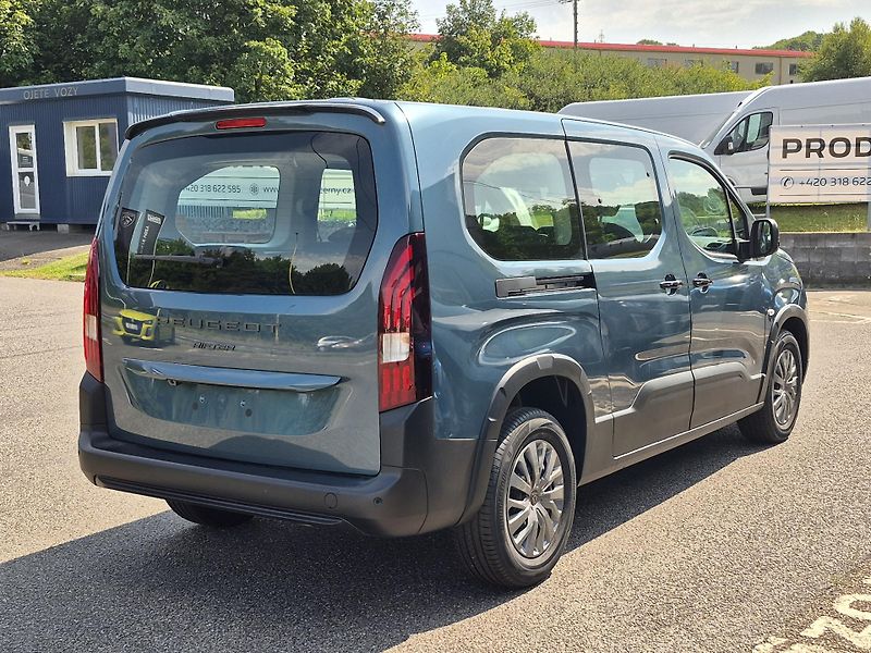 Peugeot Rifter (2026) LONG ALLURE BlueHDi 130k MAN6 - fotka 5 z 20