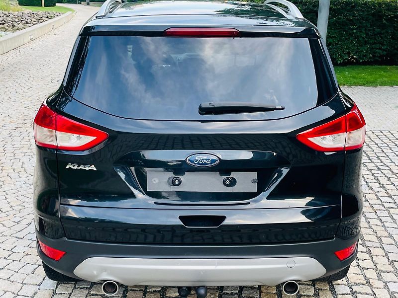 Ford Kuga 2.0TDCi 4x4 MAN TAŽNÉ SERVISKA - fotka 12 z 47