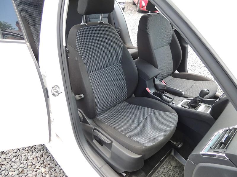 Škoda Octavia (2016) 1.6TDi,81kw,AMB,ČR,2.majitel - fotka 13 z 42