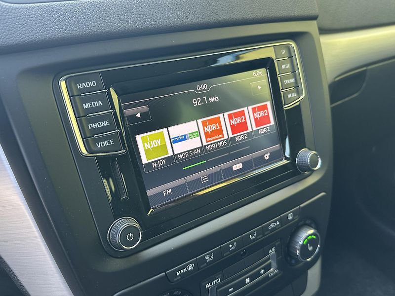 Škoda Yeti (2016) 1.4TSI/92kW*1.Maj.*DSG* 4x2 - fotka 16 z 40