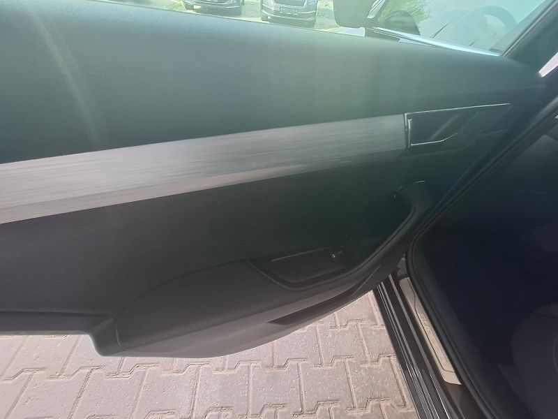 Škoda Superb (2024) COMBI GRT AMB TD 110/2.0 7DG - fotka 22 z 35