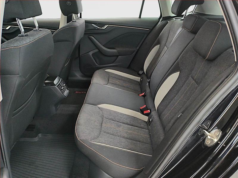 Škoda Kamiq (2022) 1.5 TSI - fotka 10 z 16