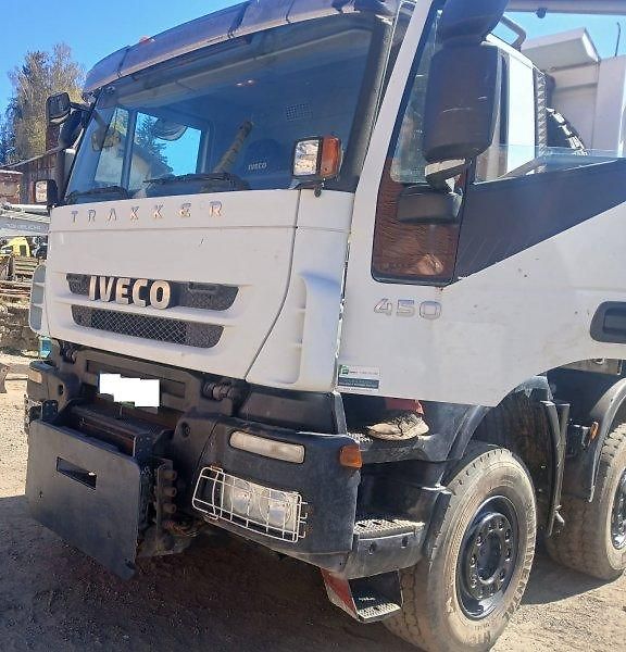 Iveco Trakker (2008) 450 bordmatik 8x4 komunál 41t - fotka 6 z 10