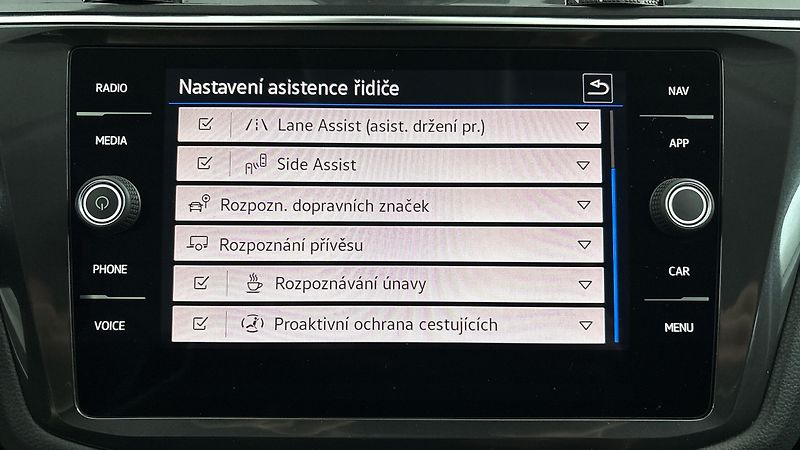 Volkswagen Tiguan Allspace 2.0 TDI DSG 4Motion Elegance - fotka 26 z 30