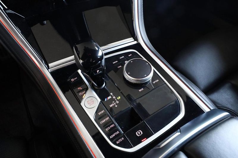 BMW Řada 8 M850i xDrive Gran Coupé - fotka 13 z 30