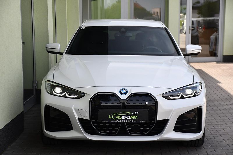 BMW i4 eDrive40 M-SPORT H/K 1M - fotka 9 z 42