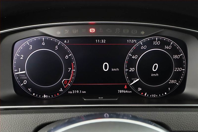 Volkswagen Golf (2019) 2.0 GTI Performance - fotka 12 z 24