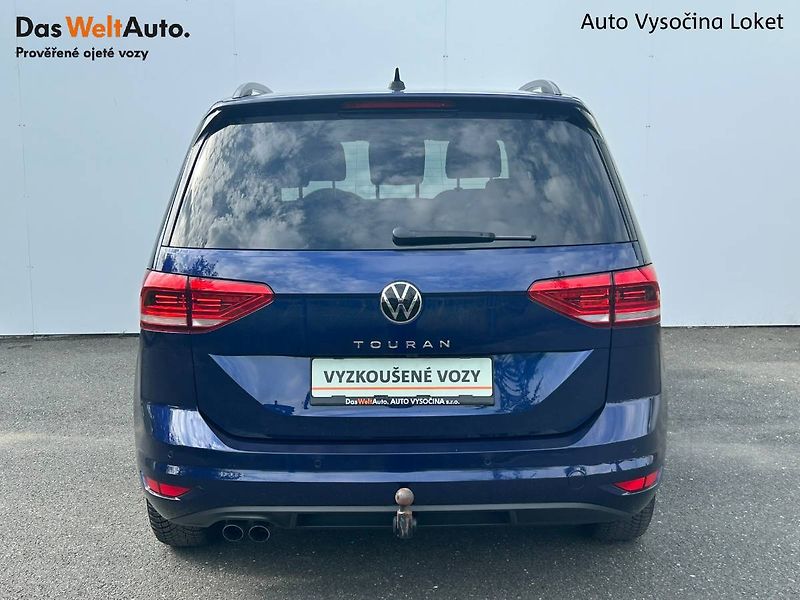 Volkswagen Touran (2022) 2.0 TDI DSG TAŽNÉ PANORAMA - fotka 25 z 31