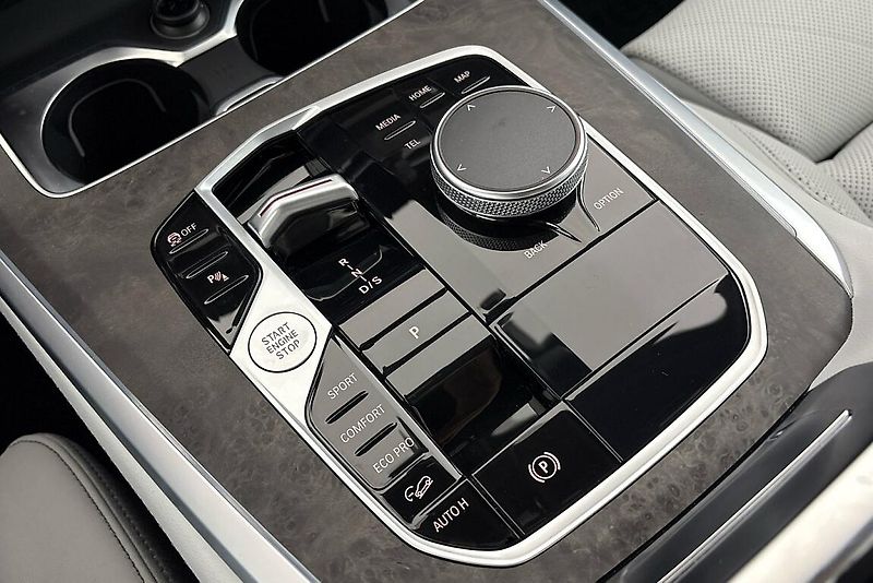 BMW X5 xDrive40d - fotka 24 z 27