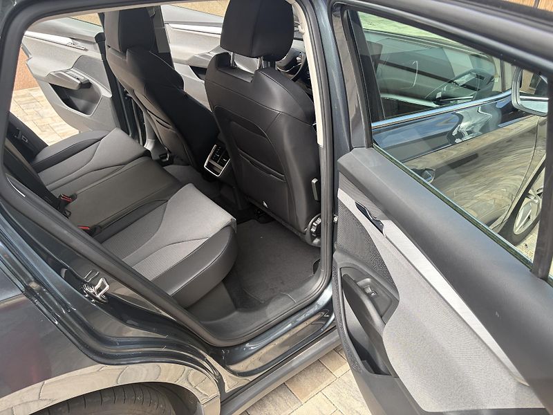 Škoda Enyaq (2021) 80, SOH 92%, tazne, Matrix - fotka 11 z 14