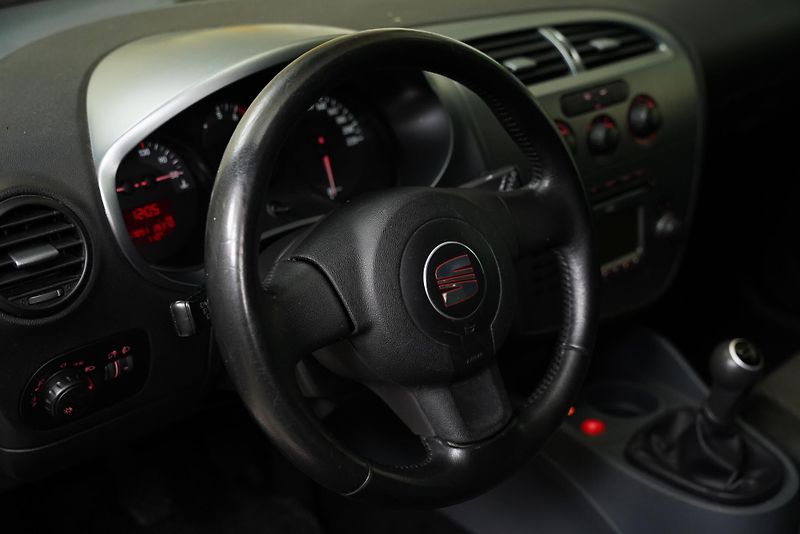 Seat Leon - fotka 14 z 20
