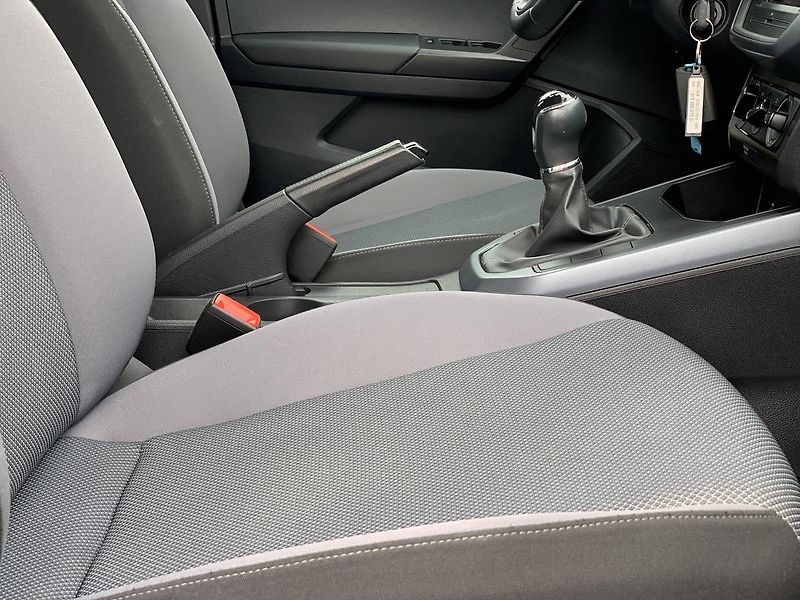 Seat Arona Xcellence 1.0TSi 70kw odp.DPH - fotka 34 z 44