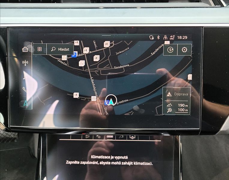 Audi e-tron 0,0 55,95KWH,4x4,SOH 90,6% - fotka 24 z 50