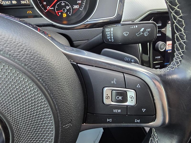 Volkswagen Arteon R-LINE 200kW KŮŽE NAVI KAMERA - fotka 31 z 49