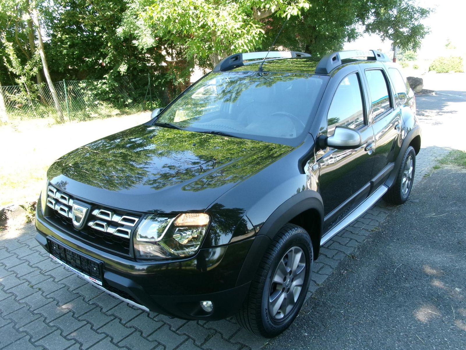 Dacia Duster 1,6 16V 4WD KLIMA ALU BT TEMP