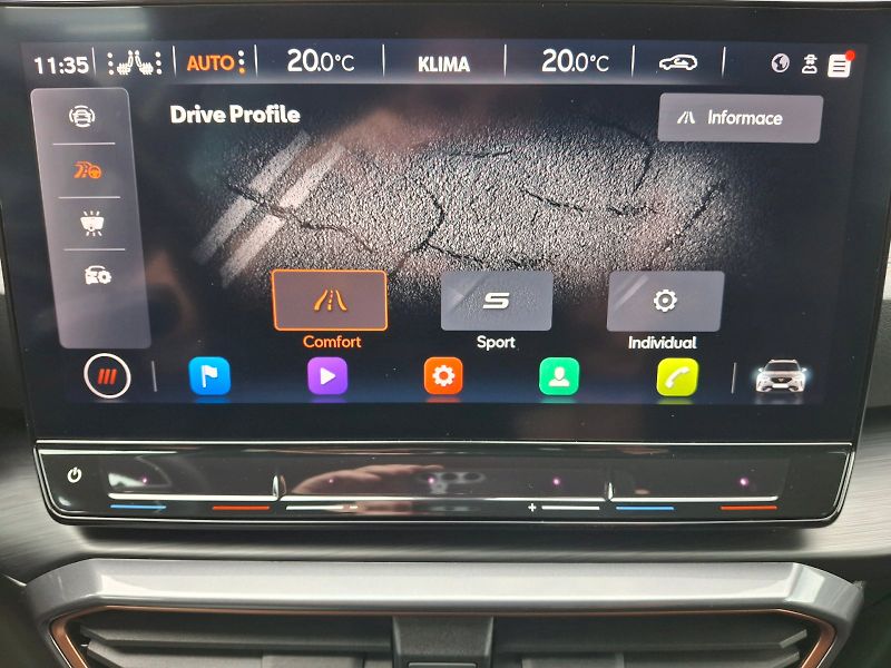 Cupra Formentor (2024) DSG 1,5TSi 110kW - fotka 31 z 35