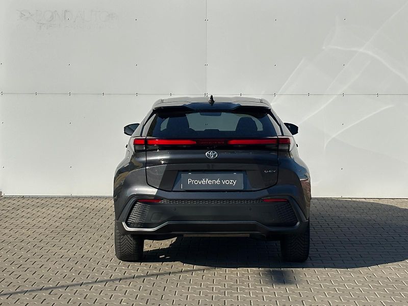 Toyota C-HR 2,0 HEV e-CVT Style - fotka 9 z 27