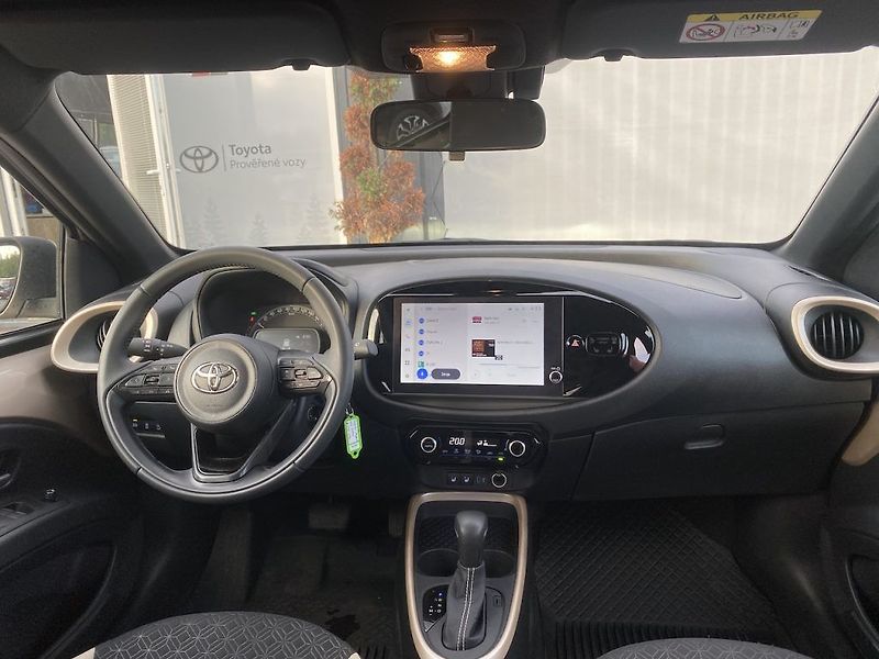 Toyota Aygo 1.0i, ČR, Style Tech, automat - fotka 11 z 17