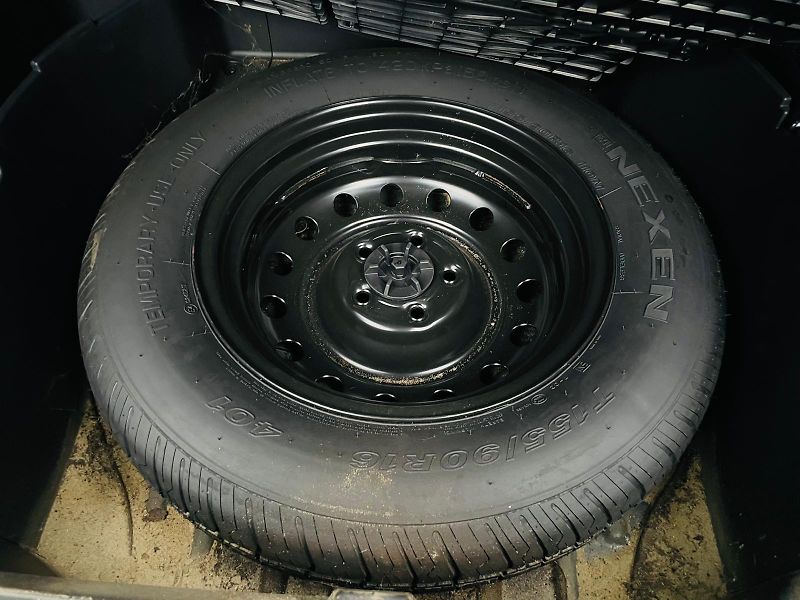 SsangYong Korando 2.2TD 4x4 MANUÁL 1.MAJ TAŽNÉ - fotka 23 z 50
