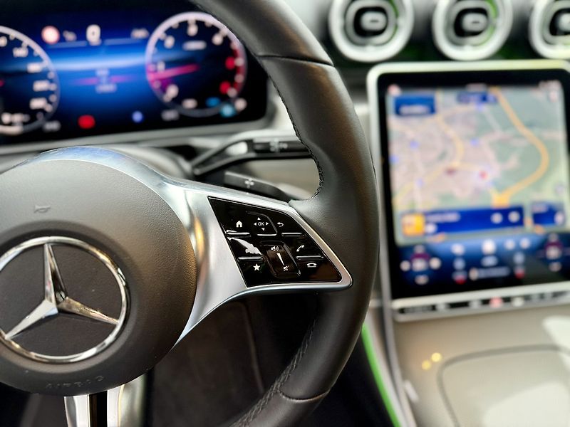 Mercedes-Benz Třídy C (2025) 220 d 4MATIC kombi - fotka 18 z 41