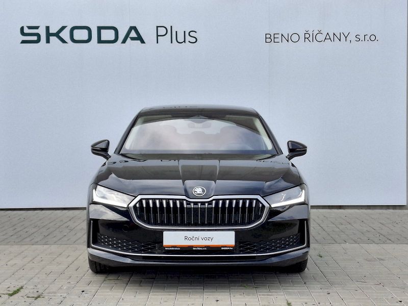 Škoda Superb (2025) L&K DSG 2,0TSi 150kW - fotka 4 z 35