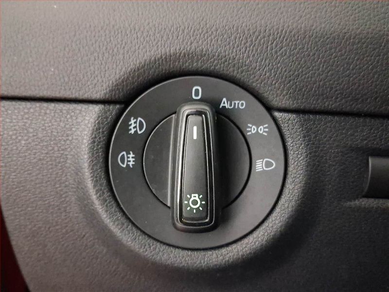 Škoda Octavia (2015) Ambition 1.6 TDI - fotka 13 z 15