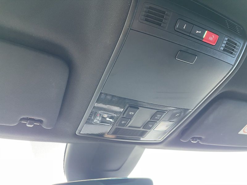 Škoda Superb (2022) Sportline 2.0 TDI 147kW DSG - fotka 22 z 35