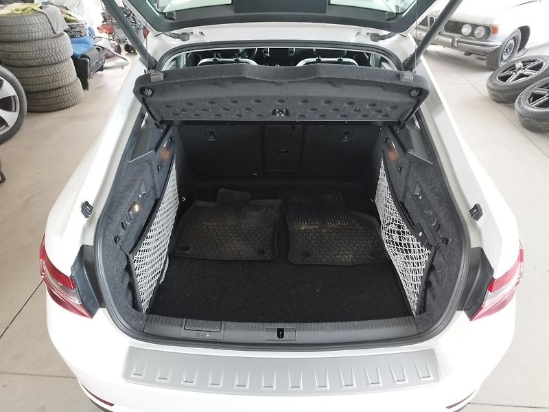 Škoda Superb (2017) TDI,110KW,L&K,DSG,NAVI,LED - fotka 9 z 33