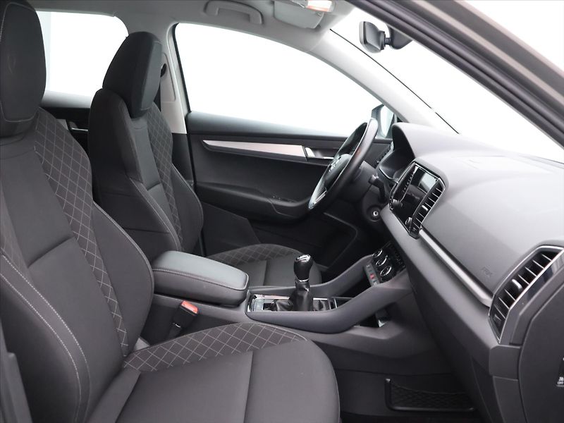 Škoda Karoq 2,0 TDI 110kW 4x4 CZ LED 2.Maj - fotka 11 z 33