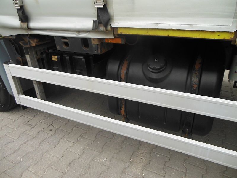 DAF LF 250.16 FA, D-hollandia 2000 kg - fotka 9 z 35