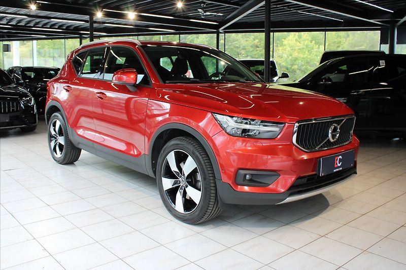 Volvo XC40 D4 AWD Momentum PilotAs/360°/P - fotografie inzerátu