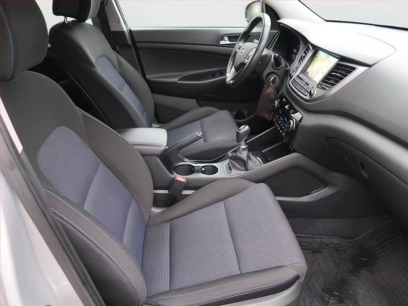 Hyundai Tucson (2016) 1.7 CRDi, Serv.kniha, Navi - fotka 9 z 21