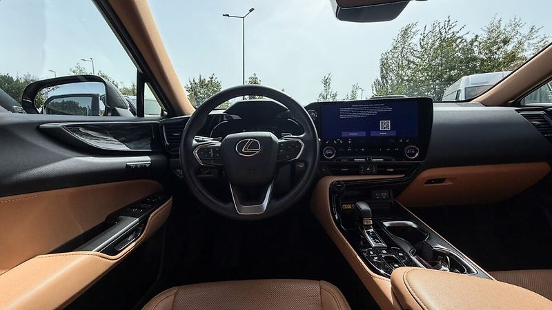 Lexus NX 350h 350H 2,5 HEV PRESTIGE - fotka 10 z 26