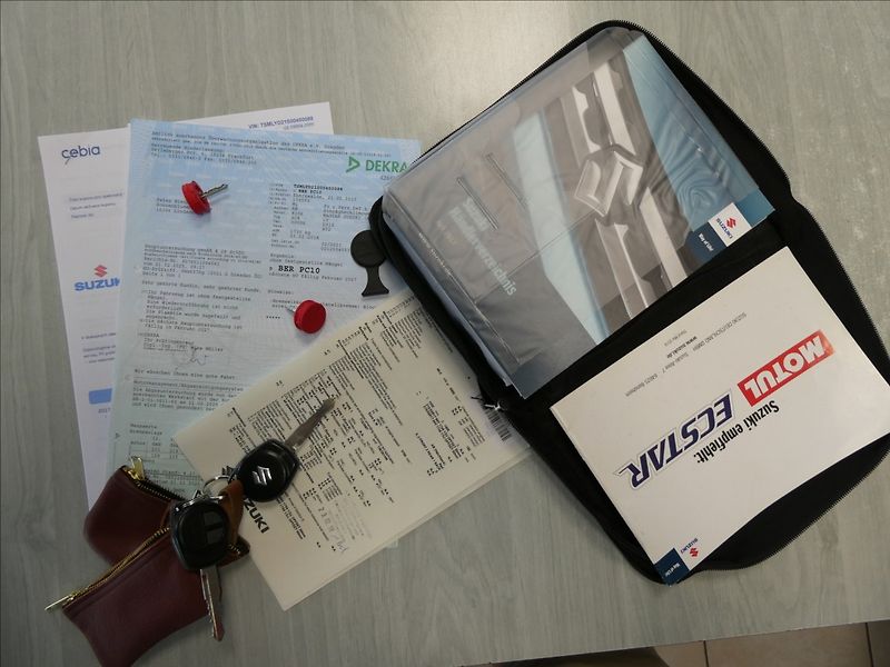 Suzuki Vitara 1,6 VVTi AUTOMAT,serviska,závě - fotka 43 z 50