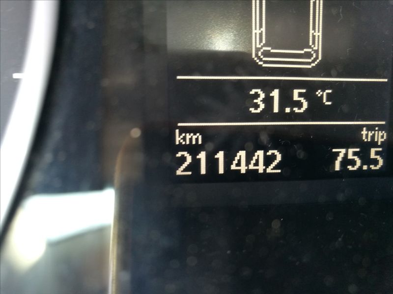 Volkswagen Passat 1,4 TSI CNG Ecofuel - fotka 7 z 20