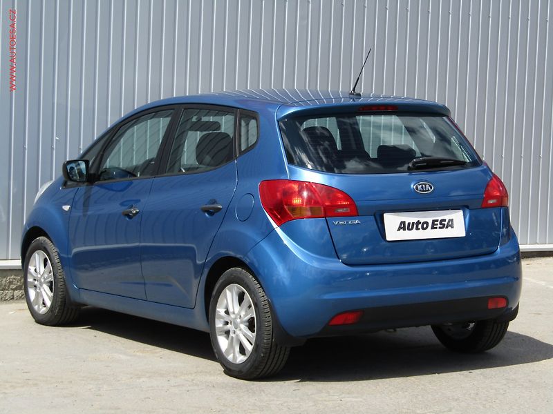 Kia Venga (2010) 1.4 CVVT, ČR - fotka 6 z 14