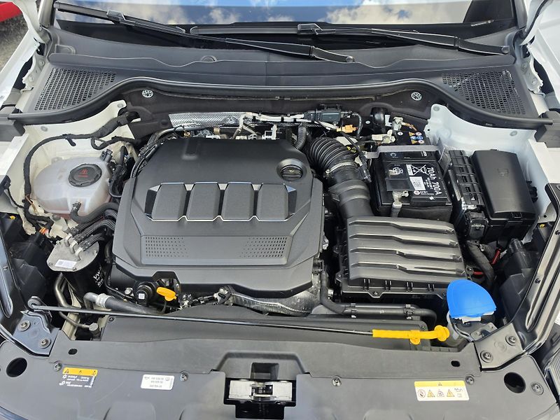 Škoda Karoq 2.0 TDI DSG SportLine  - fotka 16 z 21