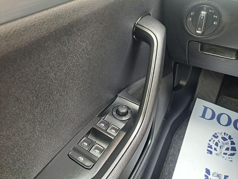 Škoda Superb (2022) 1.5TSI DSG Business Ed. ZÁRUKA - fotka 25 z 33