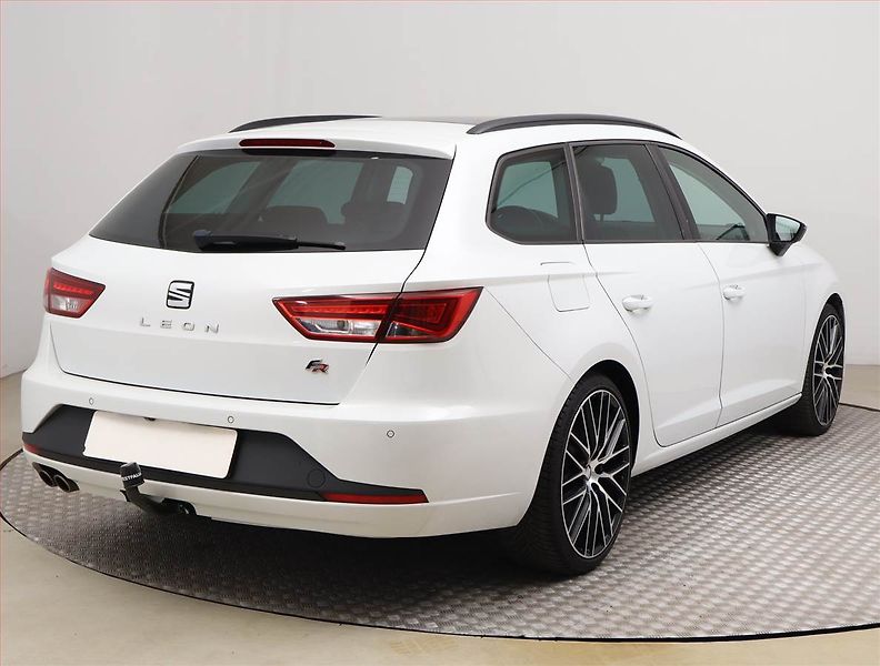 Seat Leon (2016) Style 2.0 TDI FR, Automat - fotka 5 z 19