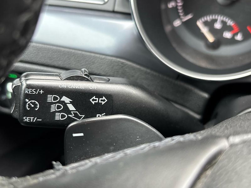Škoda Superb DSG - fotka 23 z 25