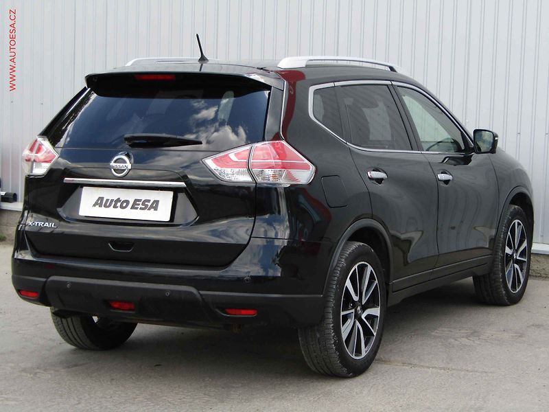 Nissan X-Trail (2016) 1.6dCi 4x4, ČR, Xenon, navi - fotka 4 z 23