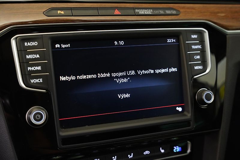 Volkswagen Passat - fotka 21 z 28