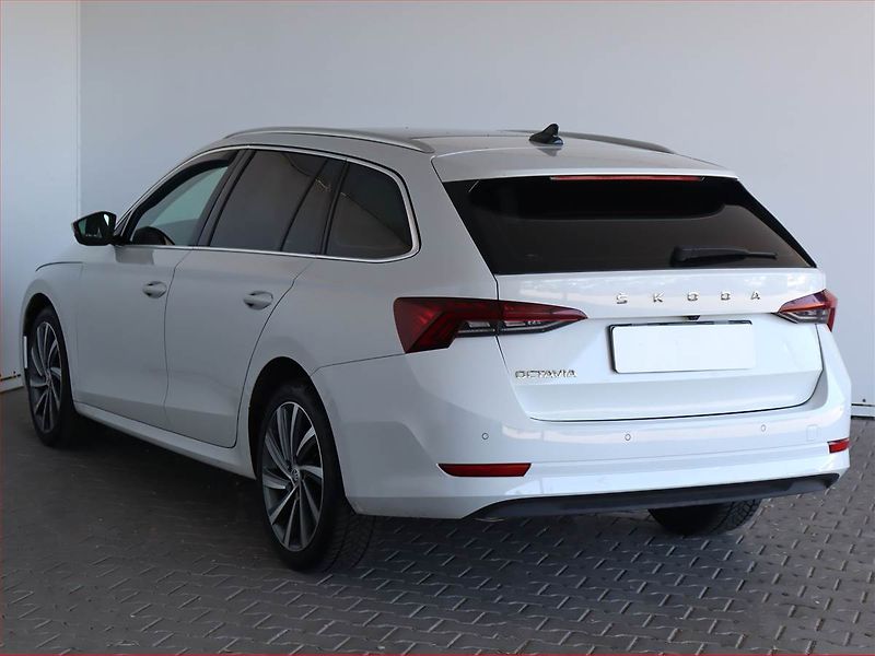 Škoda Octavia (2020) Style Plus 2.0 TDI, Automat - fotka 4 z 25