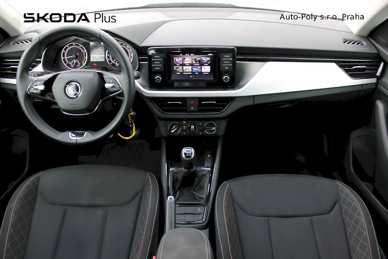 Škoda Kamiq (2020) 1.0 TSI 85 kW Ambition - fotka 4 z 25