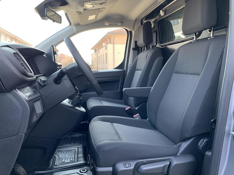 Toyota ProAce (2025) L1 ACTIVE 2S MULTI NAVI 1,5D  - fotka 6 z 13