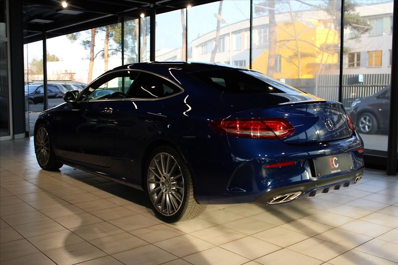 Mercedes-Benz Třídy C 250d Coupé AMG Line DIS+/Burme - fotka 4 z 30