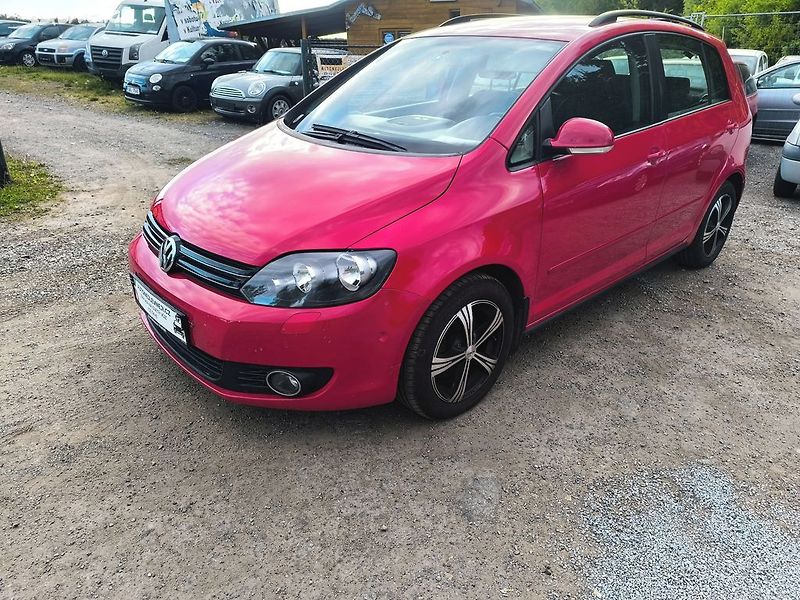 Volkswagen Golf Plus 2.0TDI,KRÁSNÝ,VÝBAVA,135KM - fotka 2 z 25